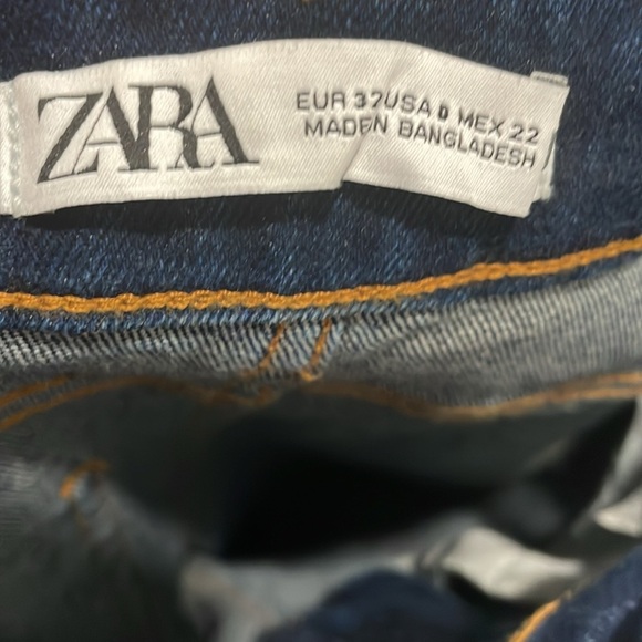 Zara High Rise Raw Hem Flare Cropped Stretchy Jeans Dark Wash Size 0 - Picture 8 of 9